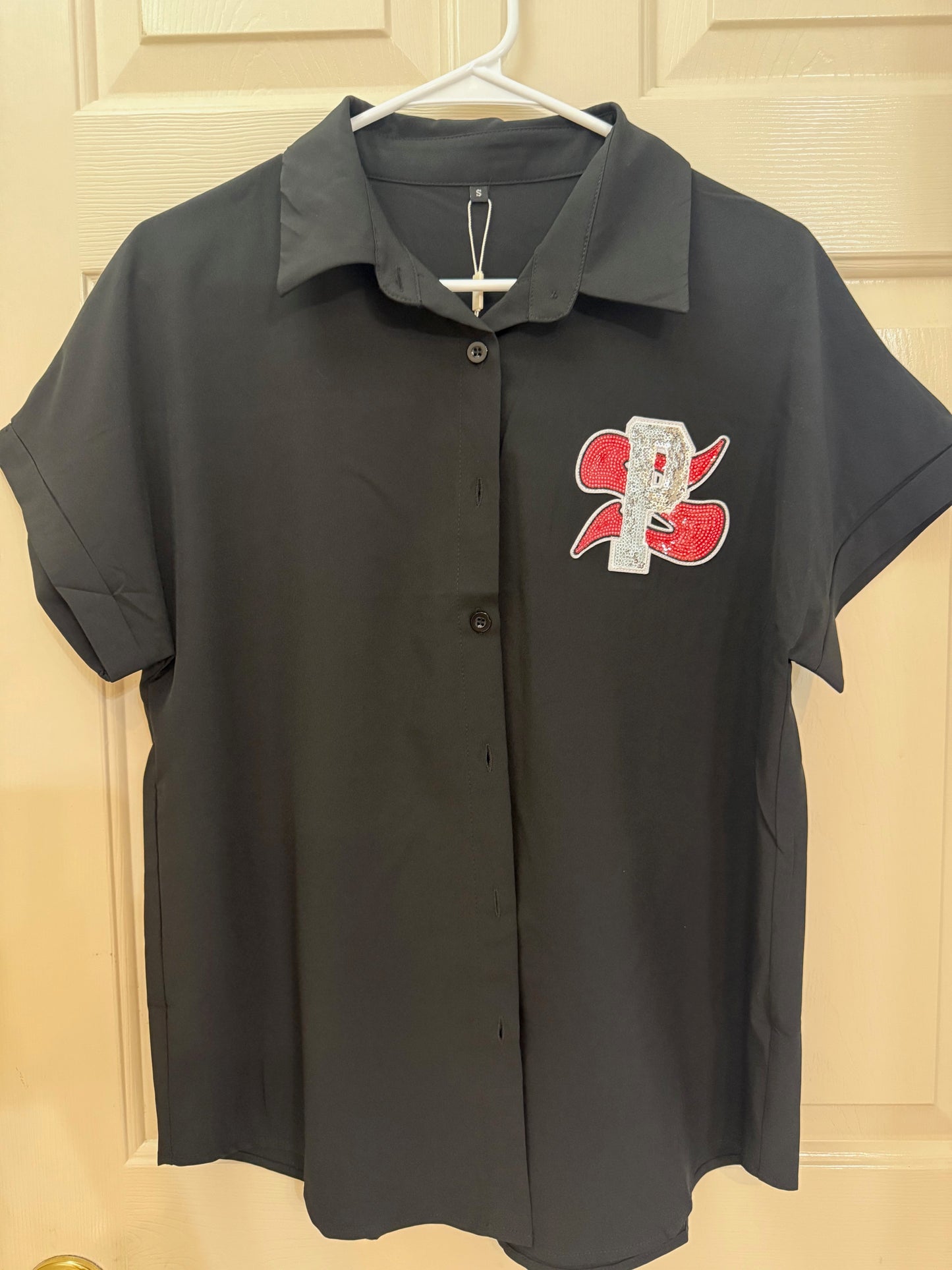 Black Short Sleeve  w/ Sharyland Pioneer glitter patch